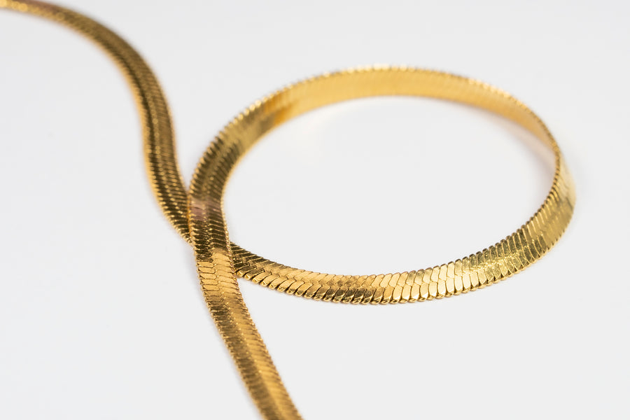 Gold Classic Necklace
